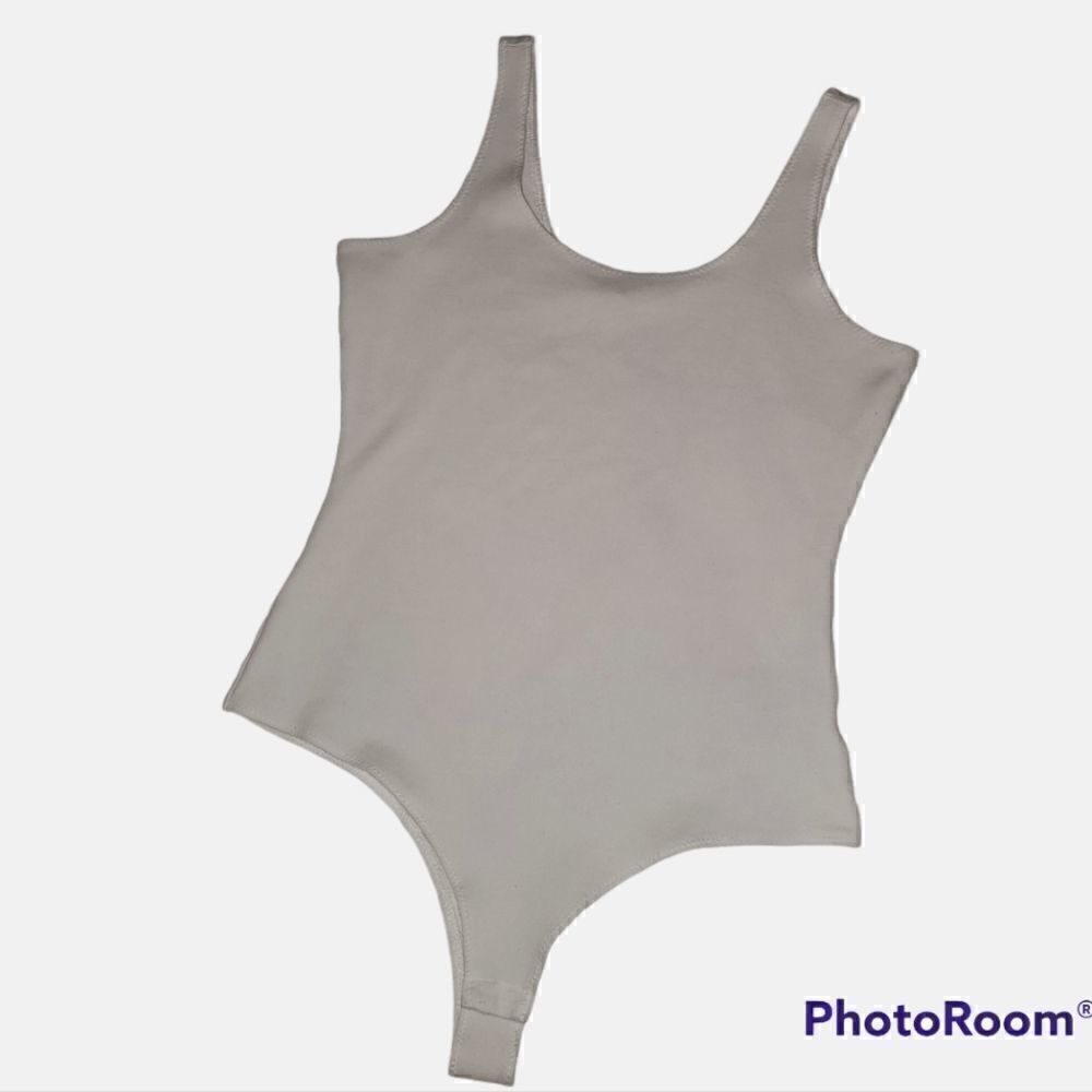 Stella Luce White Snap Bodysuit M